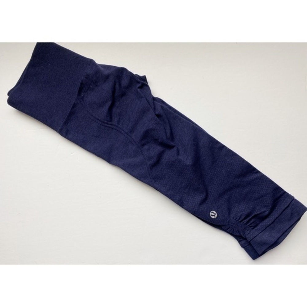 Lululemon • Navy Blue In The Flow Crop Leggings